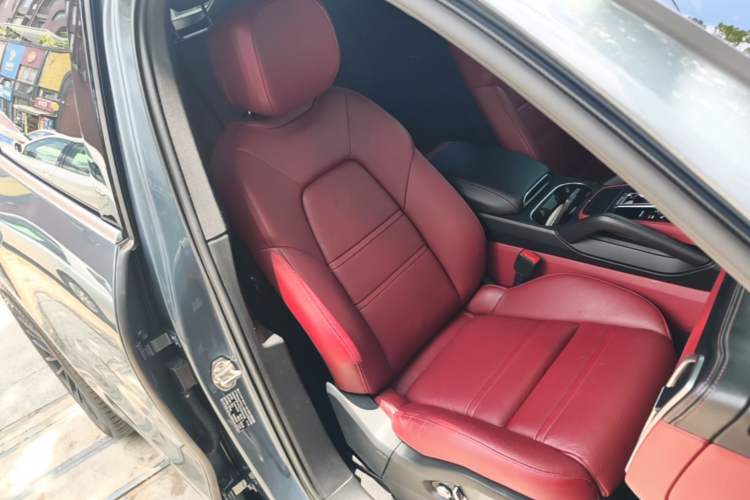 Used Porsche Cayenne 2019 Cayenne 3.0T Right Front Seat