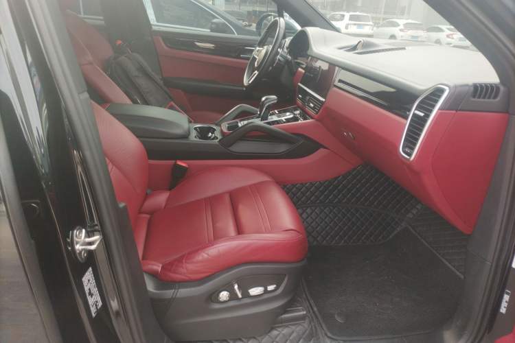 Used Porsche Cayenne 2019 Cayenne 3.0T Right Front Seat