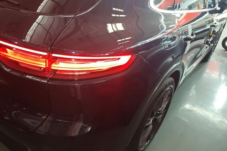 Used Porsche Cayenne 2019 Cayenne 3.0T Right Rear Taillight