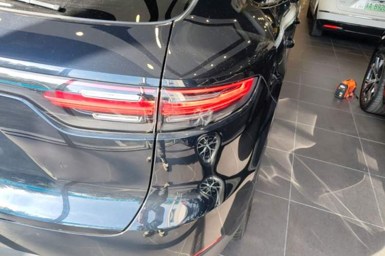 Used Porsche Cayenne 2019 Cayenne 3.0T Right Rear Taillight