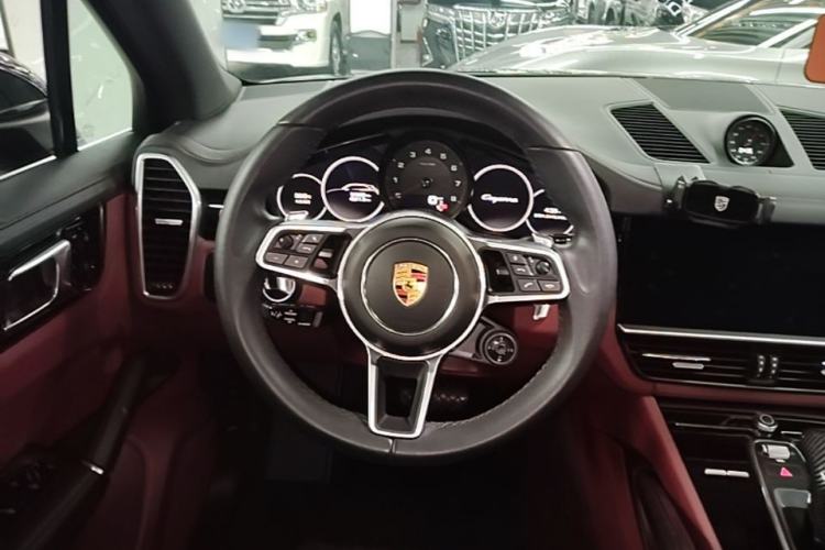 Used Porsche Cayenne 2019 Cayenne 3.0T Steering Wheel