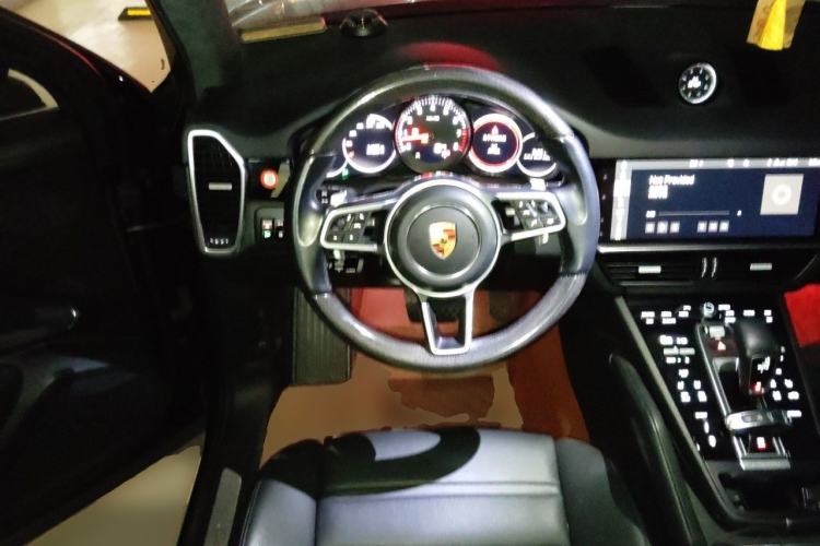 Used Porsche Cayenne 2019 Cayenne 3.0T Steering Wheel