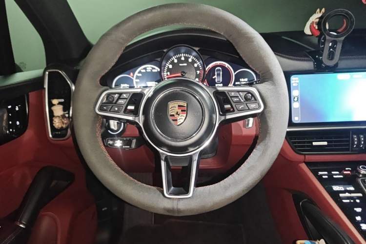 Used Porsche Cayenne 2019 Cayenne 3.0T Steering Wheel