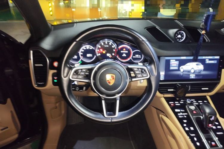 Used Porsche Cayenne 2019 Cayenne 3.0T Steering Wheel