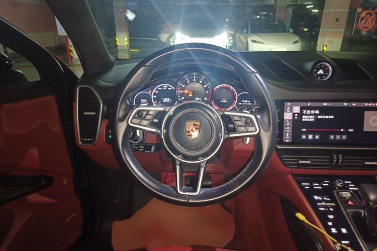 Used Porsche Cayenne 2019 Cayenne 3.0T Steering Wheel