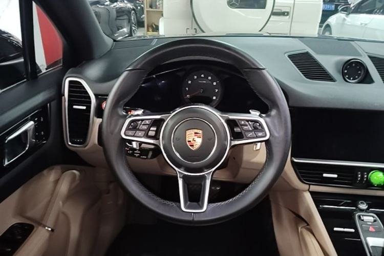 Used Porsche Cayenne 2019 Cayenne 3.0T Steering Wheel