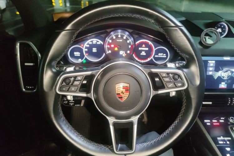 Used Porsche Cayenne 2019 Cayenne 3.0T Steering Wheel