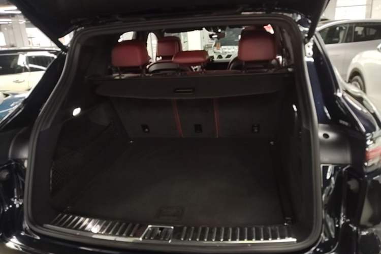 Used Porsche Cayenne 2019 Cayenne 3.0T Trunk