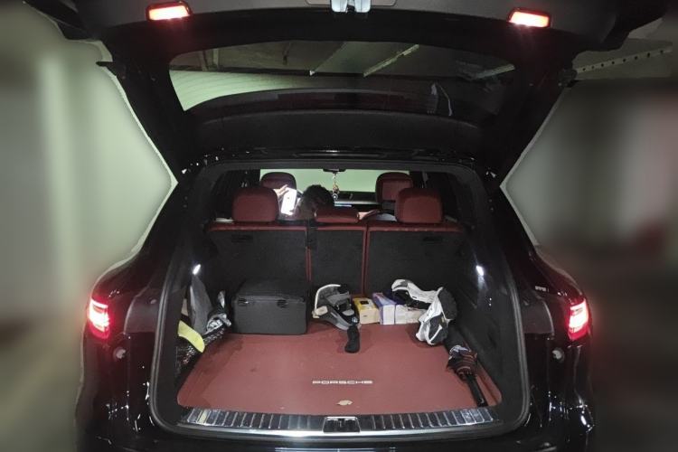 Used Porsche Cayenne 2019 Cayenne 3.0T Trunk