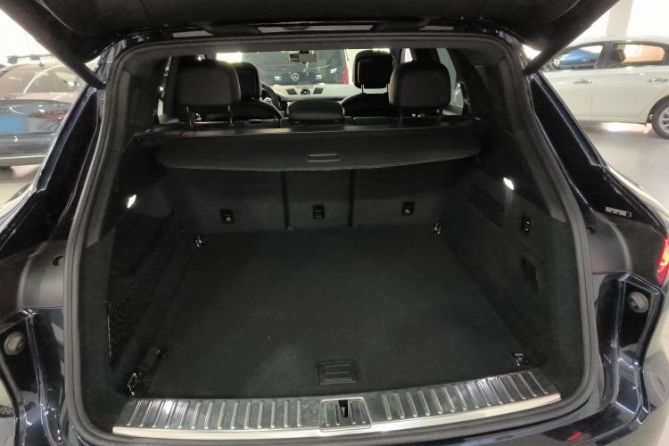 Used Porsche Cayenne 2019 Cayenne 3.0T Trunk
