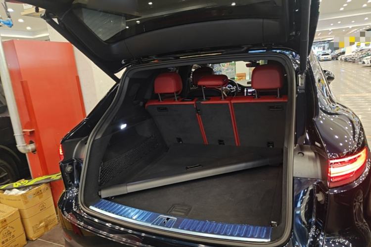 Used Porsche Cayenne 2019 Cayenne 3.0T Trunk