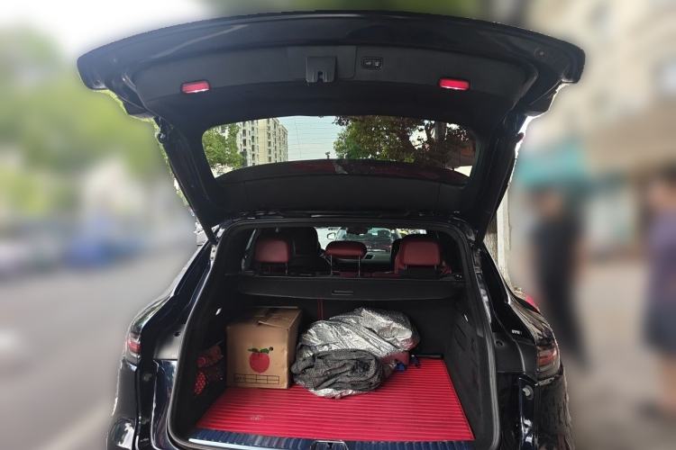 Used Porsche Cayenne 2019 Cayenne 3.0T Trunk