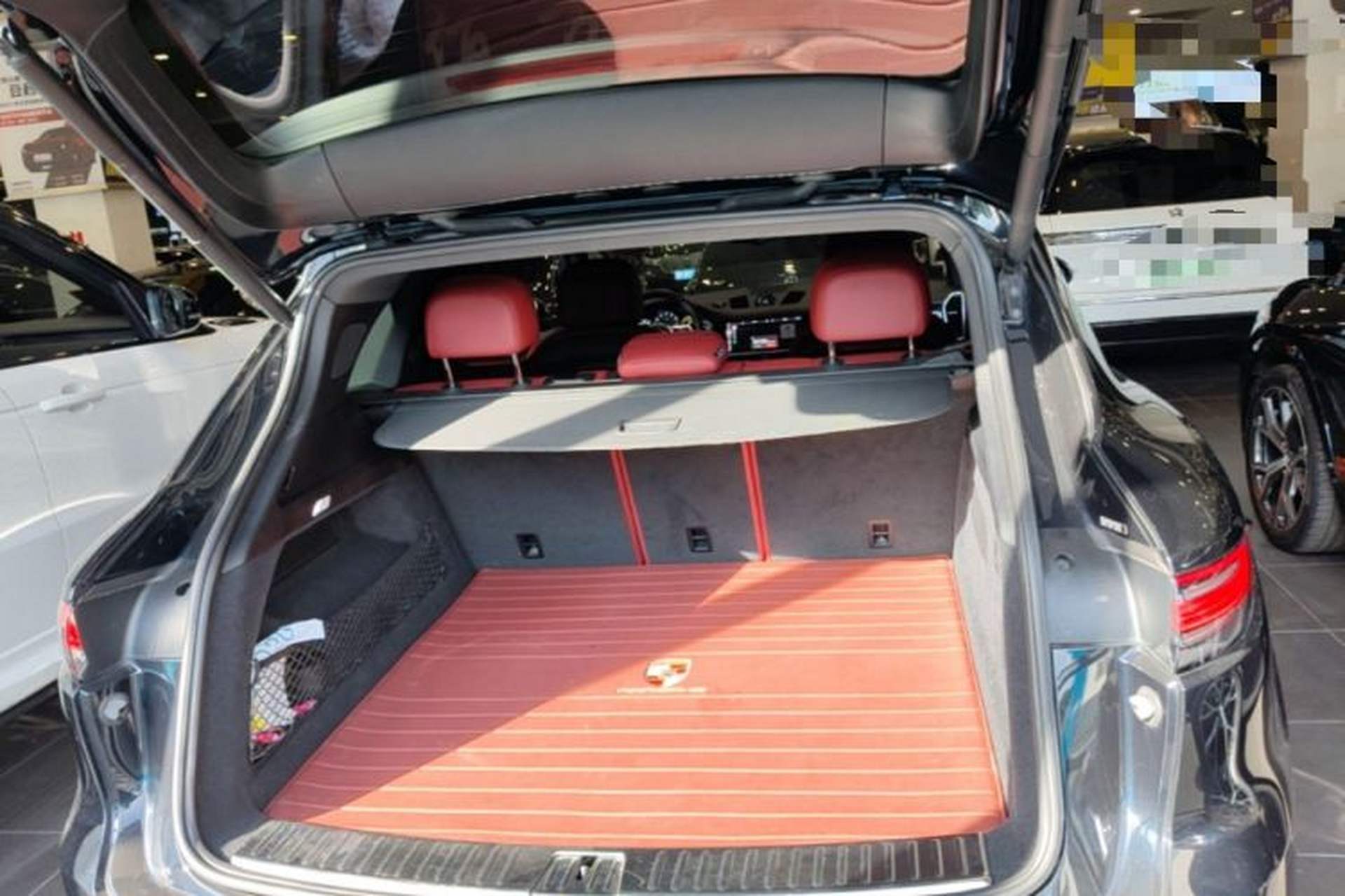 Used Porsche Cayenne 2019 Cayenne 3.0T Trunk