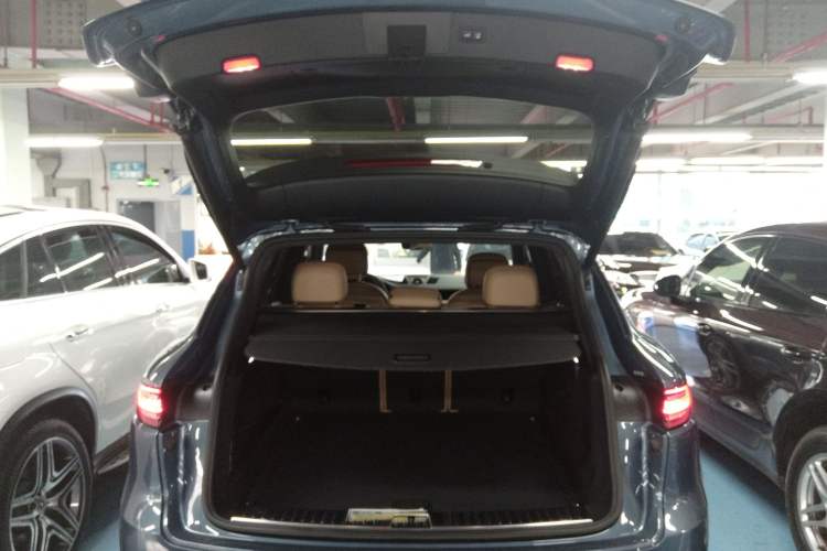 Used Porsche Cayenne 2019 Cayenne 3.0T Trunk