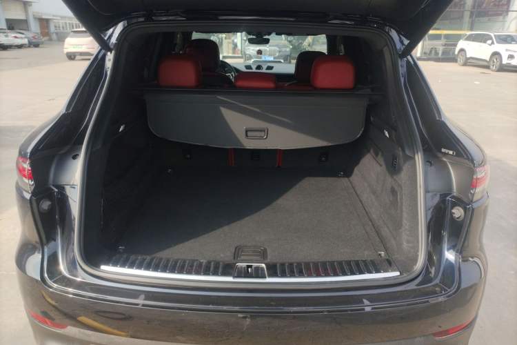 Used Porsche Cayenne 2019 Cayenne 3.0T Trunk