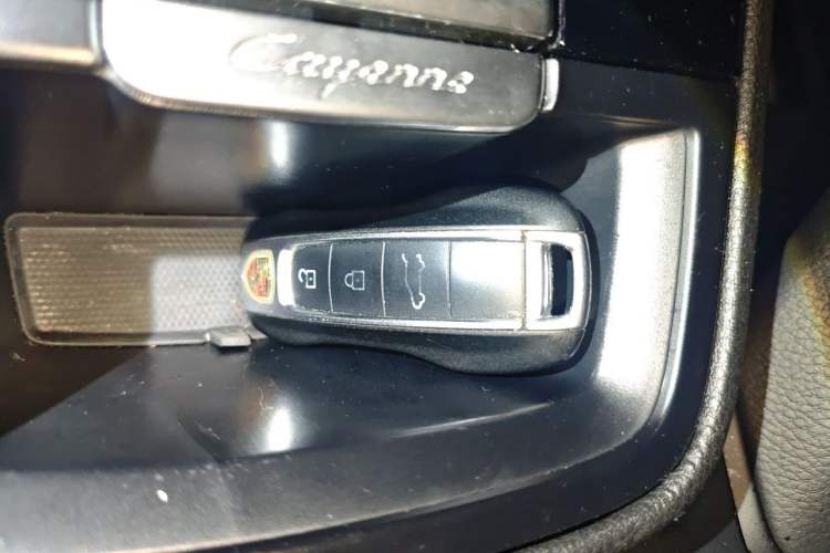 Used Porsche Cayenne 2019 Cayenne 3.0T Vehicle Key