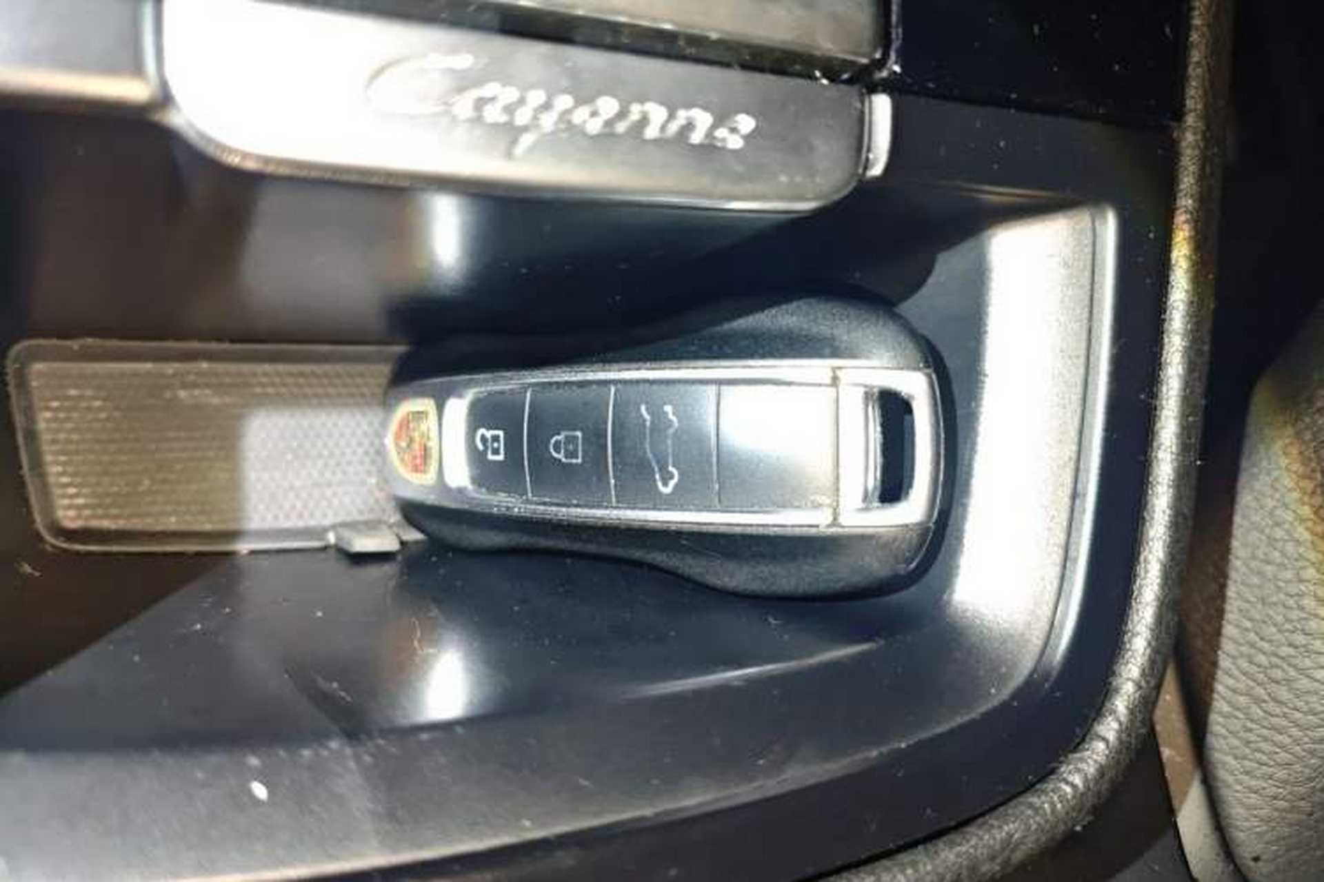 Used Porsche Cayenne 2019 Cayenne 3.0T Vehicle Key