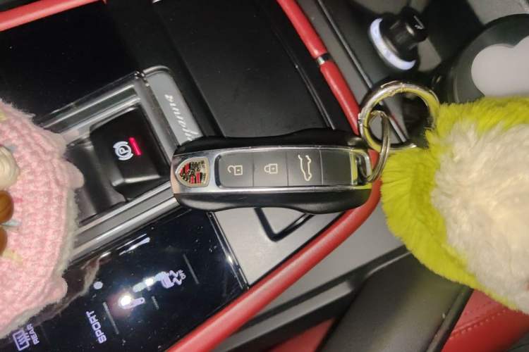 Used Porsche Cayenne 2019 Cayenne 3.0T Vehicle Key