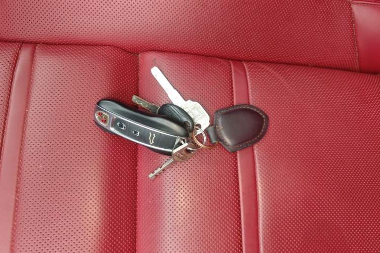 Used Porsche Cayenne 2019 Cayenne Coupé 3.0T Vehicle Key