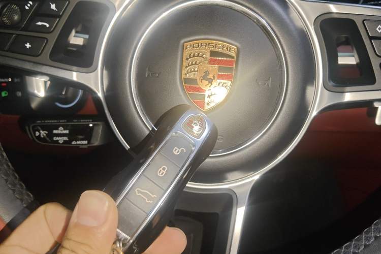 Used Porsche Cayenne 2019 Cayenne 3.0T Vehicle Key