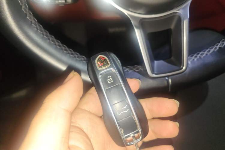 Used Porsche Cayenne 2019 Cayenne 3.0T Vehicle Key