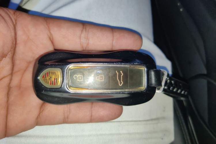 Used Porsche Cayenne 2019 Cayenne 3.0T Vehicle Key