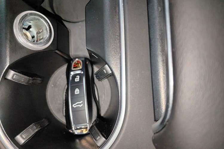 Used Porsche Cayenne 2019 Cayenne 3.0T Vehicle Key