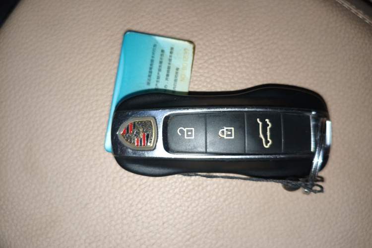 Used Porsche Cayenne 2019 Cayenne 3.0T Vehicle Key
