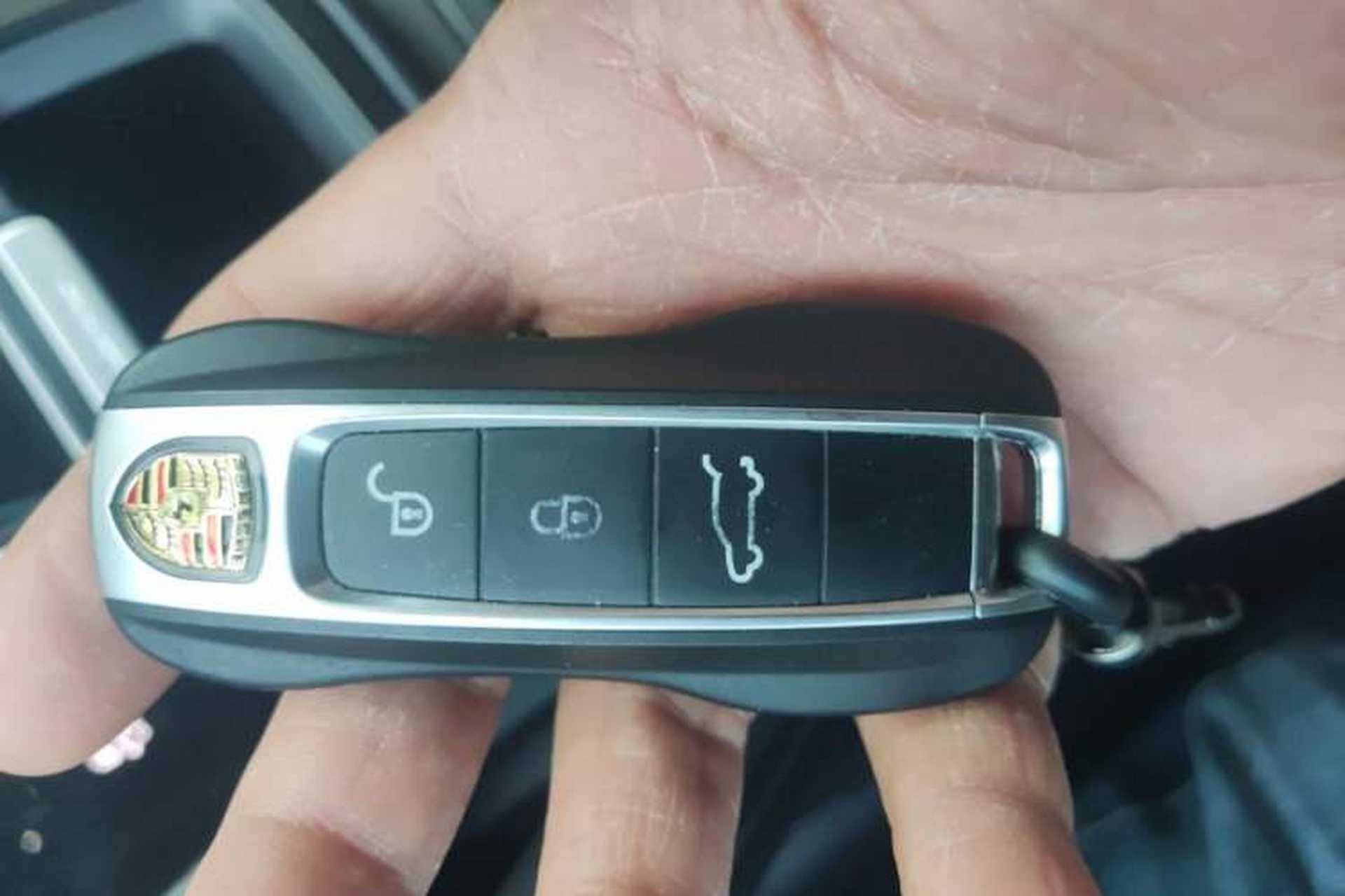Used Porsche Cayenne 2019 Cayenne 3.0T Vehicle Key