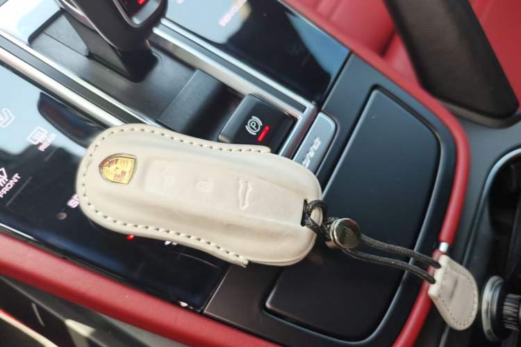 Used Porsche Cayenne 2019 Cayenne 3.0T Vehicle Key