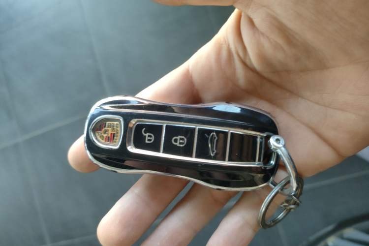 Used Porsche Cayenne 2019 Cayenne 3.0T Vehicle Key
