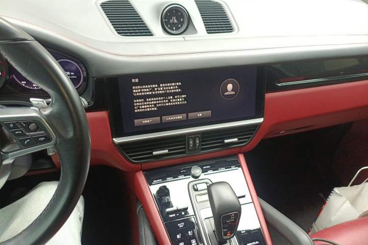 Used Porsche Cayenne 2019 Cayenne 3.0T Audio And AC Panel