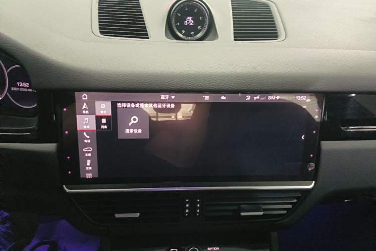 Used Porsche Cayenne 2019 Cayenne 3.0T Audio And AC Panel