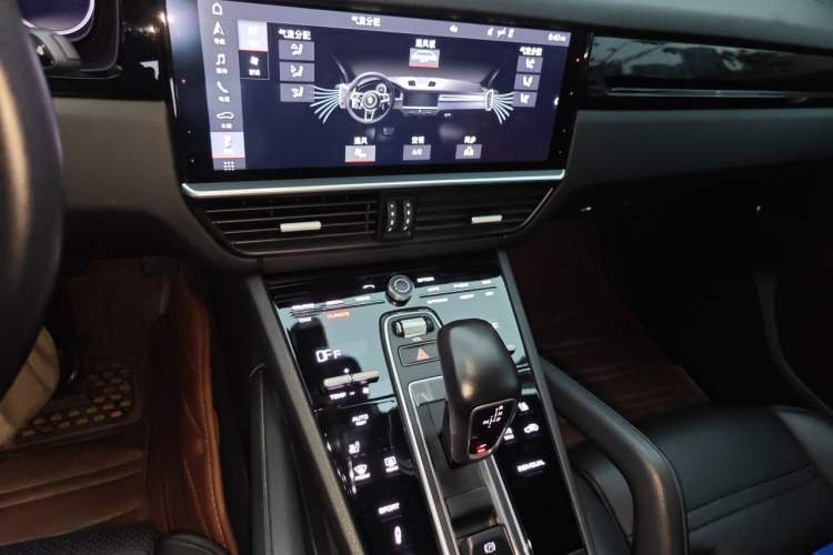 Used Porsche Cayenne 2019 Cayenne 3.0T Audio And AC Panel