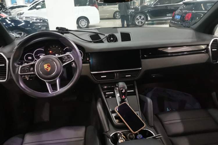 Used Porsche Cayenne 2019 Cayenne 3.0T Center Console