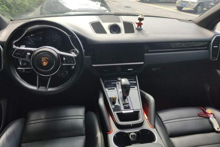 Used Porsche Cayenne 2019 Cayenne 3.0T Center Console