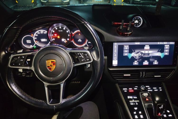 Used Porsche Cayenne 2019 Cayenne 3.0T Center Console