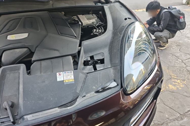 Used Porsche Cayenne 2019 Cayenne 3.0T Engine Bay Left