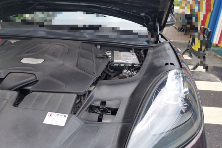 Used Porsche Cayenne 2019 Cayenne 3.0T Engine Bay Left