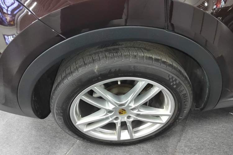 Used Porsche Cayenne 2019 Cayenne 3.0T Exterior 8