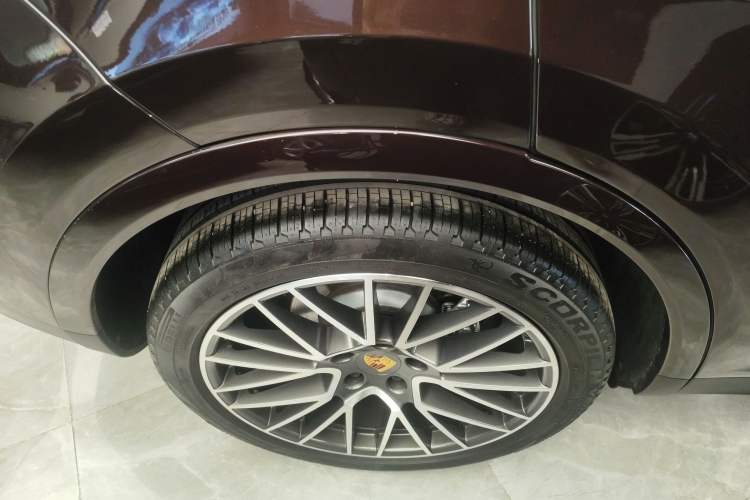 Used Porsche Cayenne 2019 Cayenne 3.0T Exterior 8