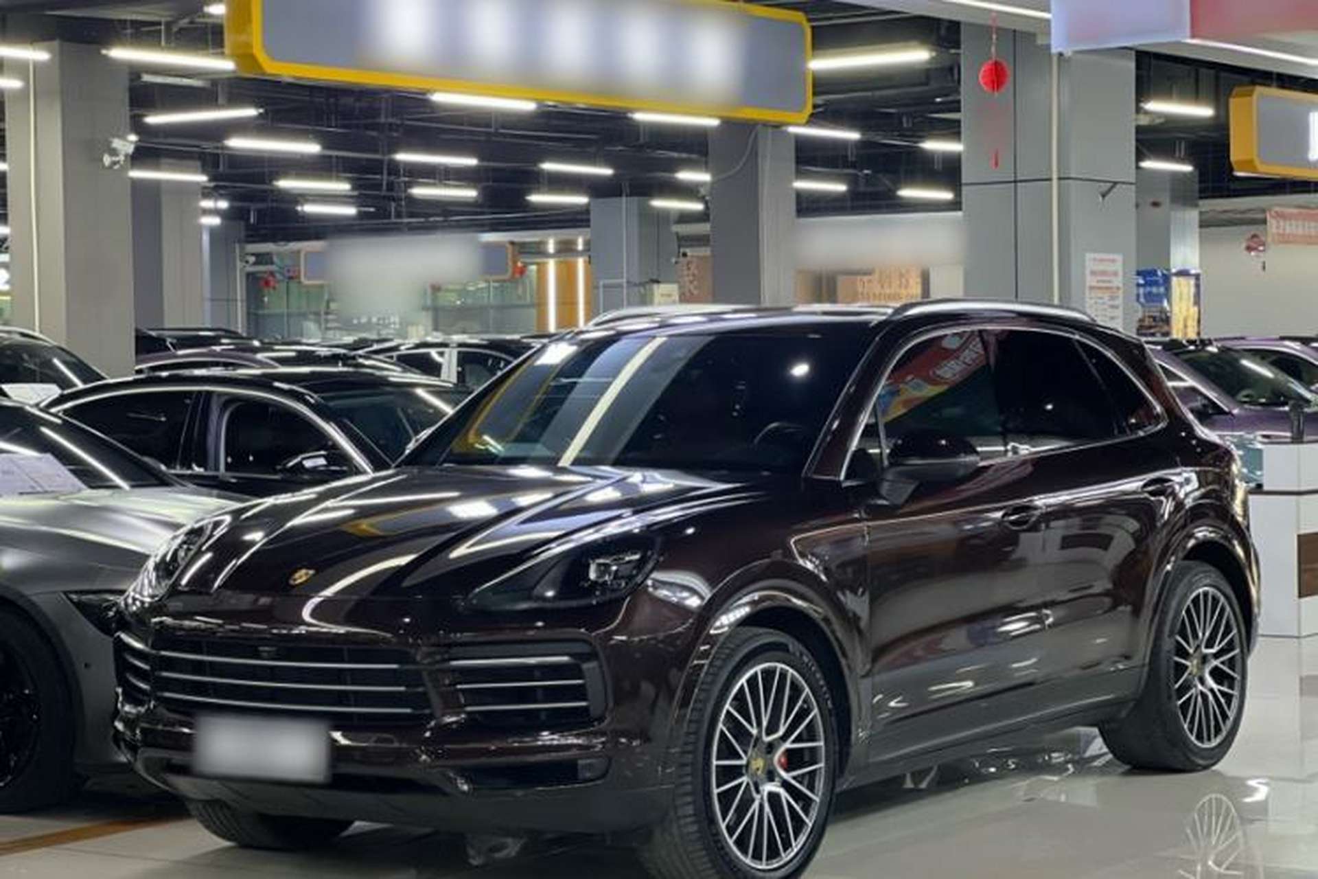 Used Porsche Cayenne 2019 Cayenne 3.0T Front Left 45 Deg