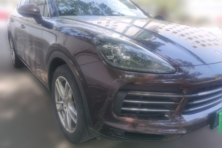 Used Porsche Cayenne 2019 Cayenne 3.0T Front Right 45 Deg