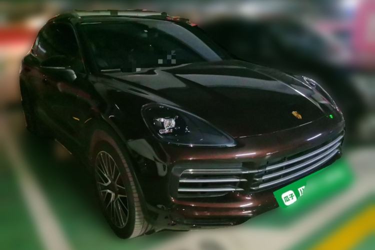 Used Porsche Cayenne 2019 Cayenne 3.0T Front Right 45 Deg