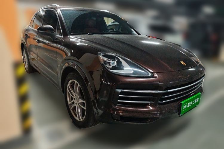 Used Porsche Cayenne 2019 Cayenne 3.0T Front Right 45 Deg