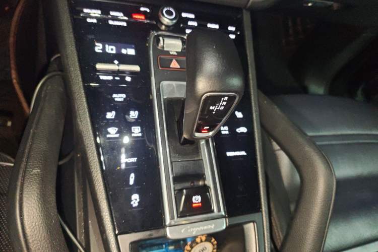 Used Porsche Cayenne 2019 Cayenne 3.0T Gear Lever