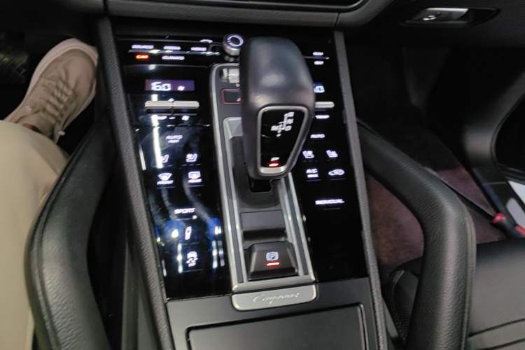 Used Porsche Cayenne 2019 Cayenne 3.0T Gear Lever