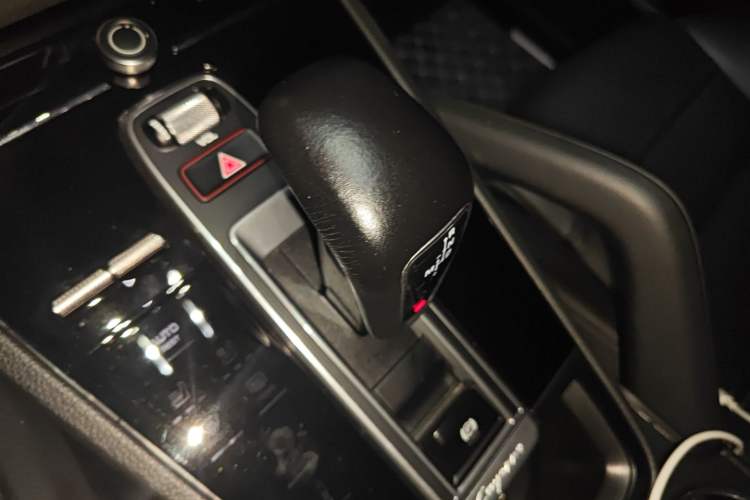 Used Porsche Cayenne 2019 Cayenne 3.0T Gear Lever