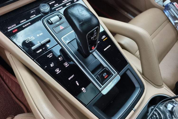 Used Porsche Cayenne 2019 Cayenne 3.0T Gear Lever