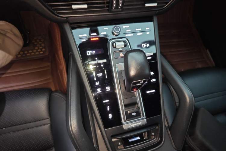 Used Porsche Cayenne 2019 Cayenne 3.0T Gear Lever